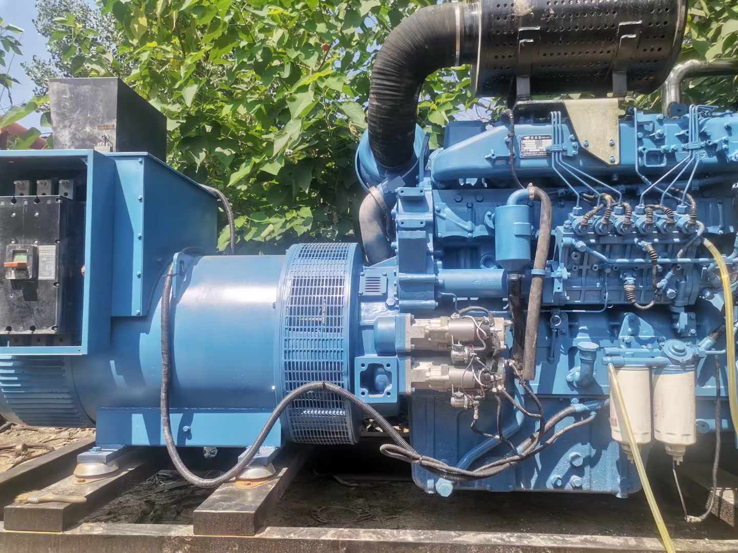 白云详细说明降低 800kW 柴油发电机输出电流波动的方法